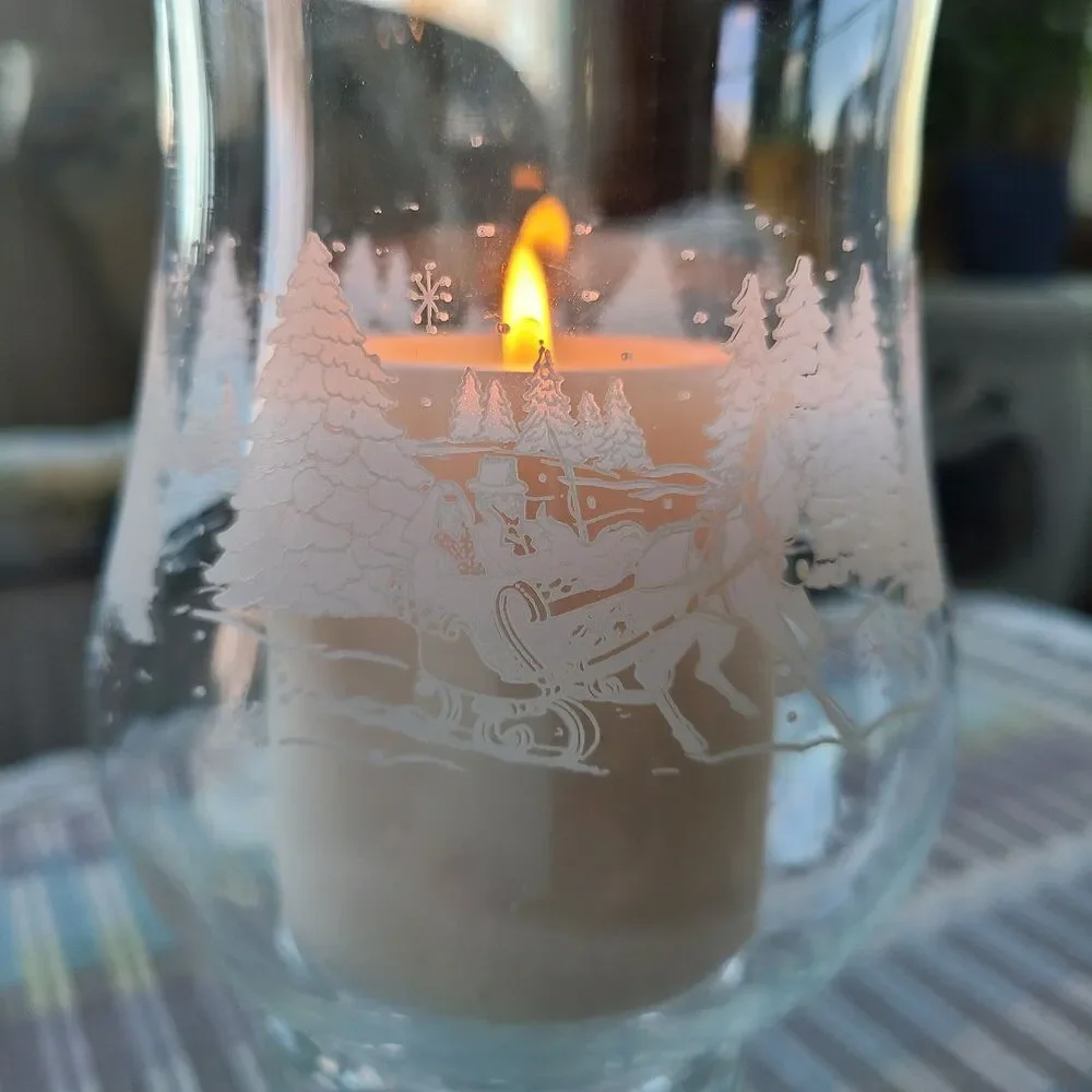 Vintage Avon President's Club 1996 Luminarc Glass Hurricane Lamp Sleigh Ride